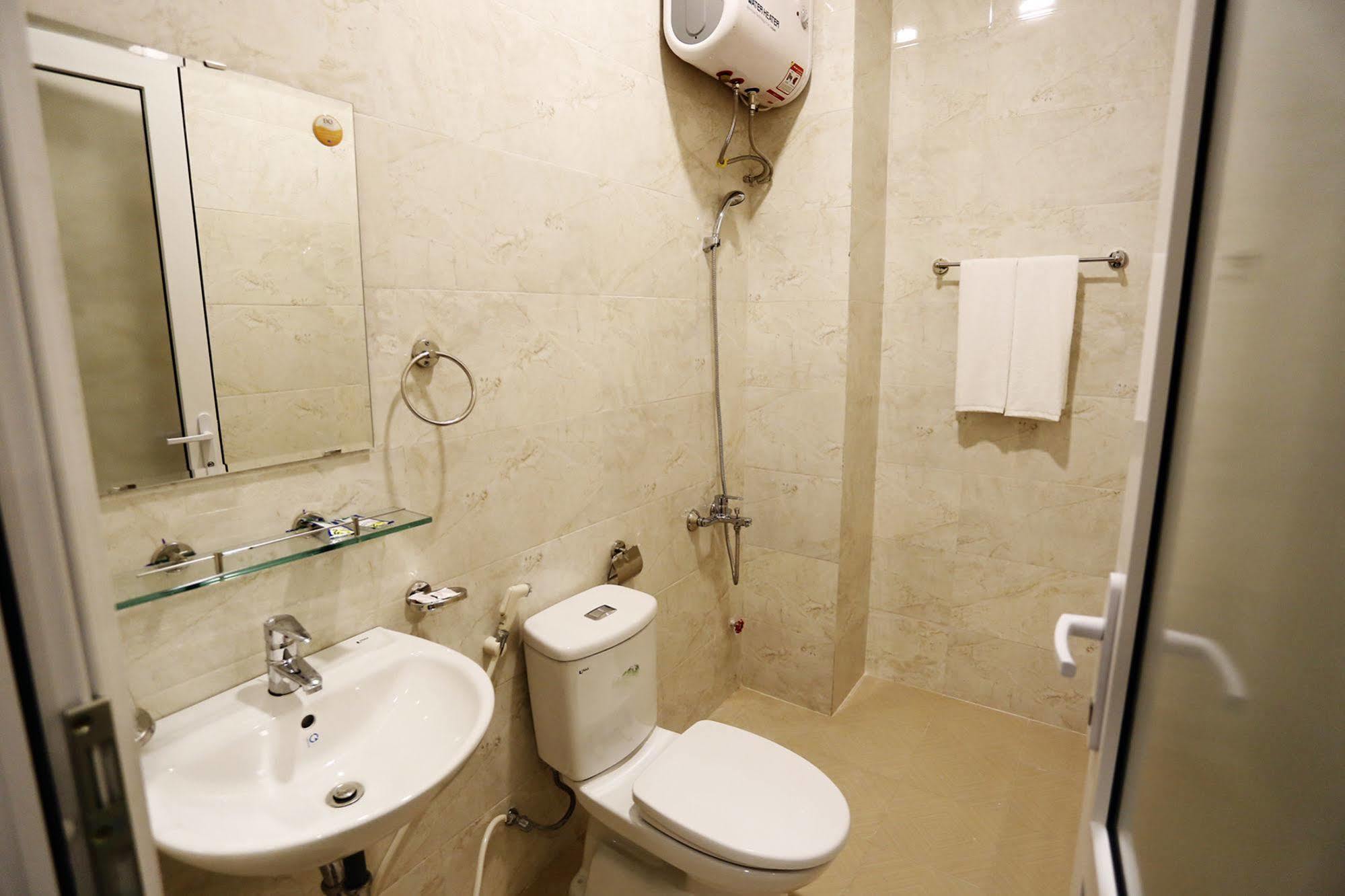 Moon & Sun Hotel Huế Ngoại thất bức ảnh